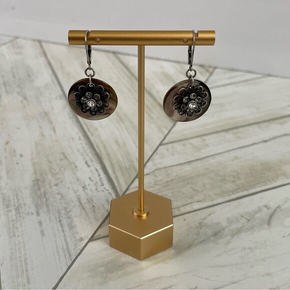 Cookie Lee Gray She’ll Disc Choker Necklace & Earring Set - Picture 6 of 11